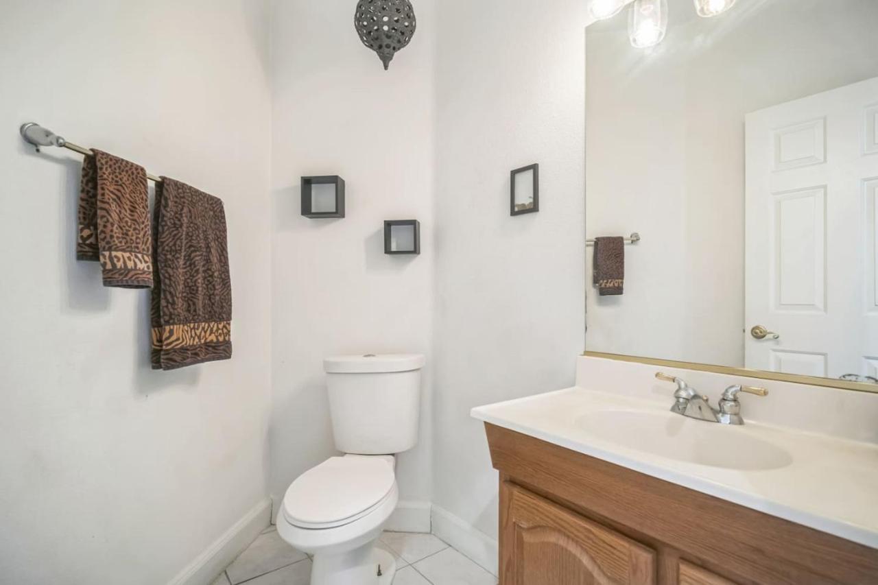 Сasa de vacaciones 466 Massive 5 Bedroom Close To The Strip *