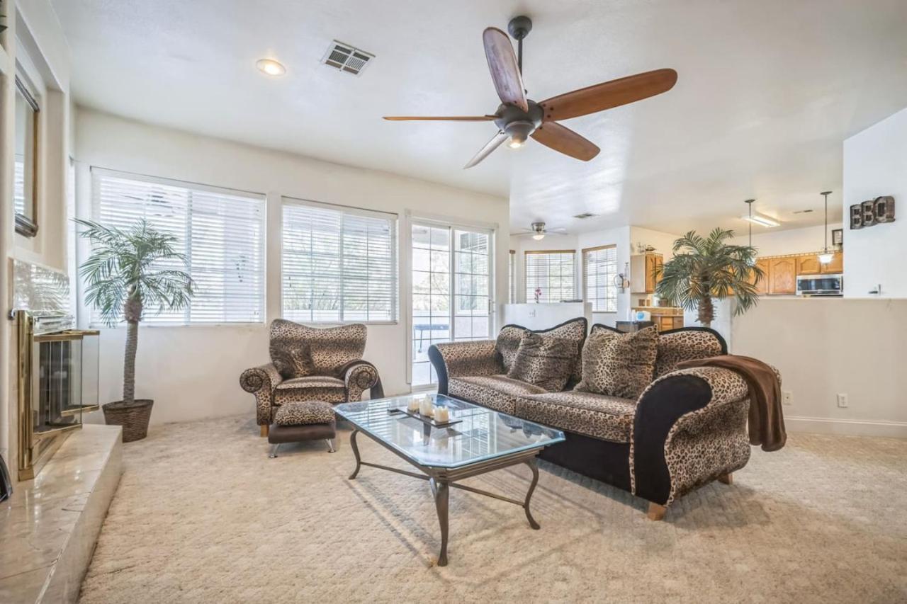 466 Massive 5 Bedroom Close To The Strip Сasa de vacaciones *